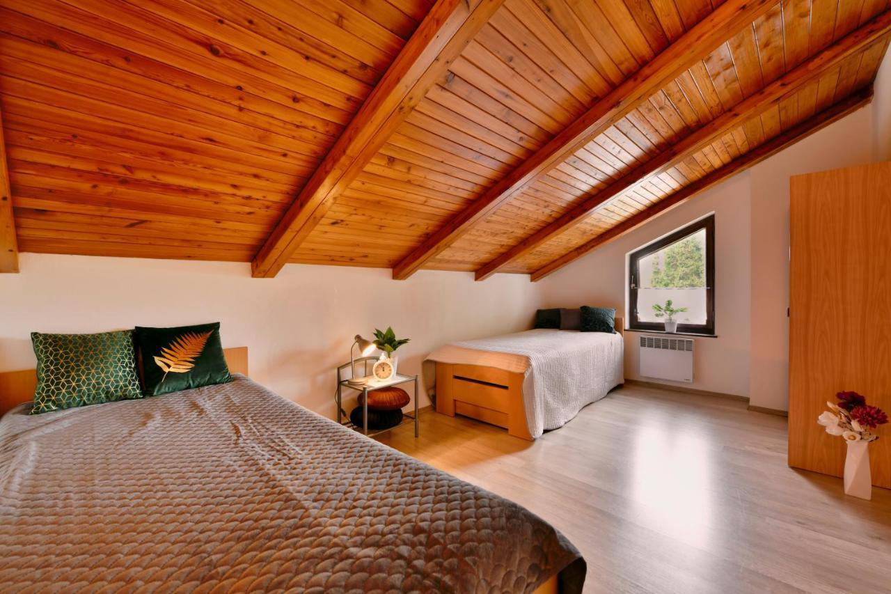 Klucenice Apartmany Orlik מראה חיצוני תמונה
