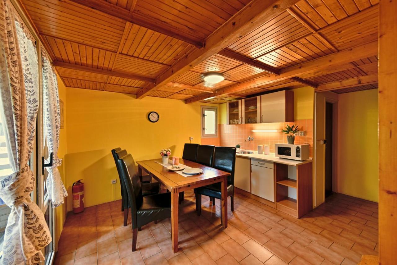 Klucenice Apartmany Orlik מראה חיצוני תמונה
